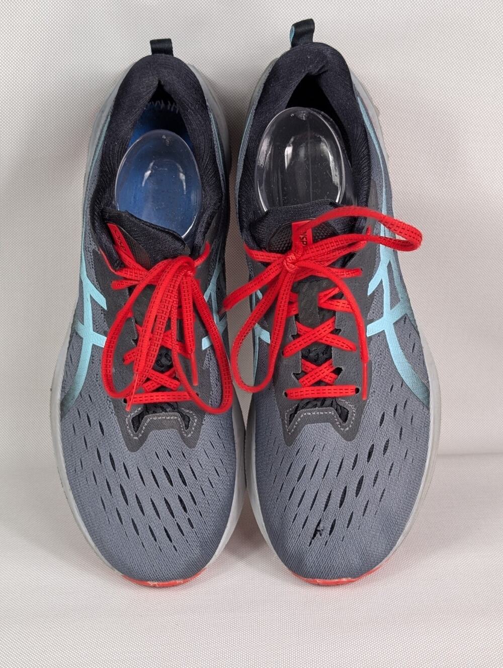 Asics Novablast 2 1011B92 Athletic Sneaker Men's 12 Gray Knit Jogging Running